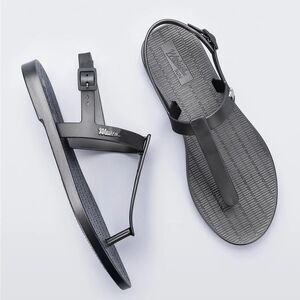 NEW- Melissa womens grey jelly Sandals- size 7